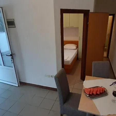 Apartment Ola