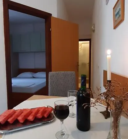 Ola Apartment